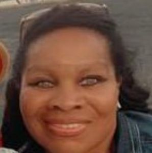 Meet your Posher, Eva